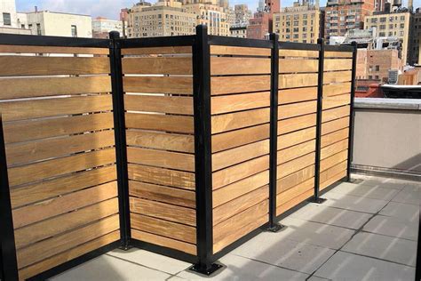 horizontal fence slats|How to Build a Horizontal Fence DIY .